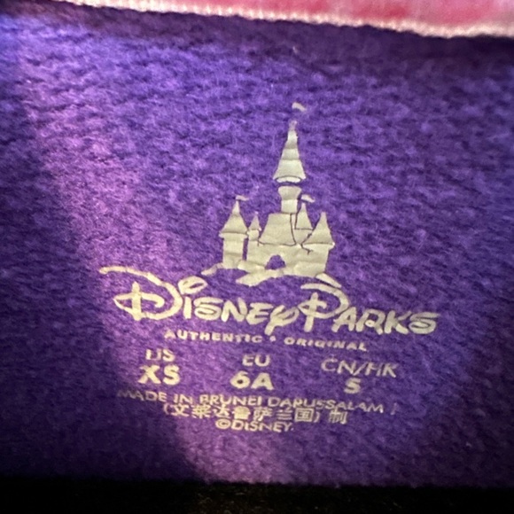 WALT DISNEY WORLD | Kids XS Mickey & Friends Hoodie - Picture 4 of 6